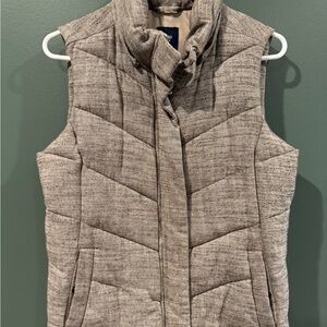 GAP Women's Heathered Gray Puffer Vest
